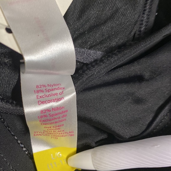 BOO HOO BLACK BIKINI TOP NWT LARGE - Picture 5 of 5